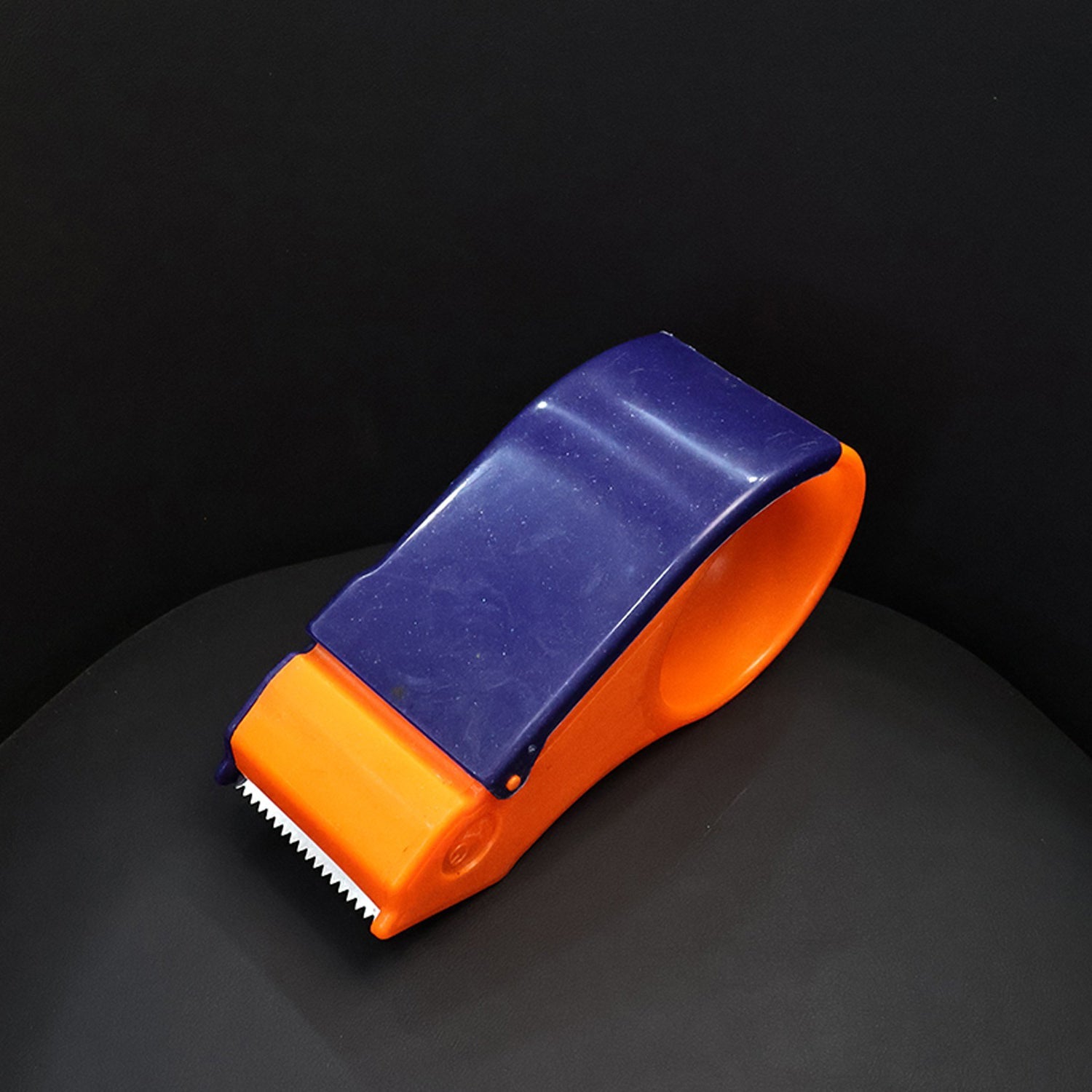 Manual Tape Dispenser Manual Tape Dispenser